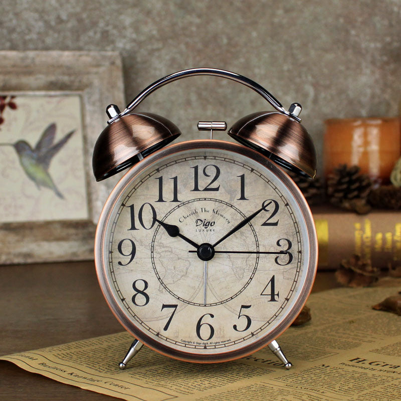 Amazon Hot Selling Explosive Product Electronic Alarm Clock Creative American Retro Quiet Desktop Clock